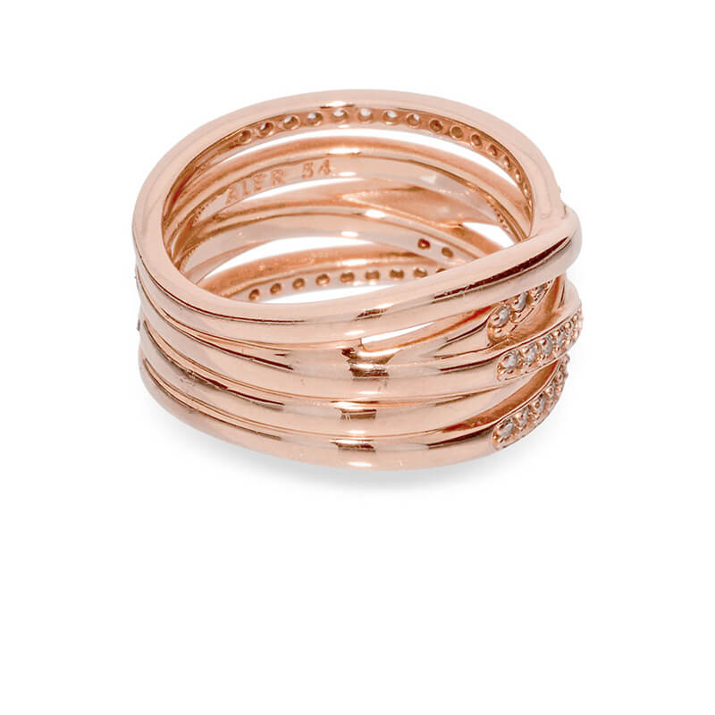 Luxury-Rose-Pendragon-Ring-4